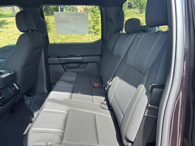 2025 Ford F-150 STX photo 9