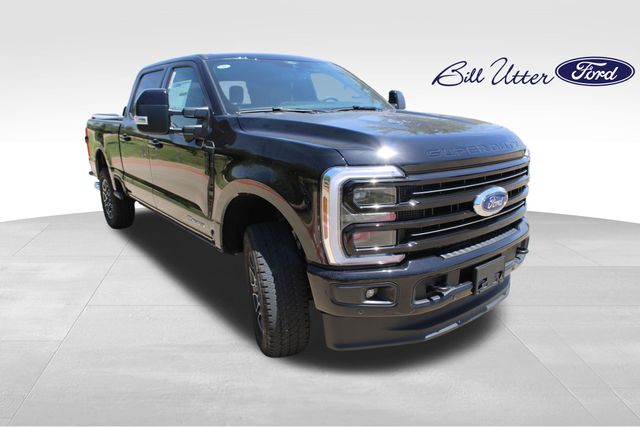 2025 Ford F-250 photo 2