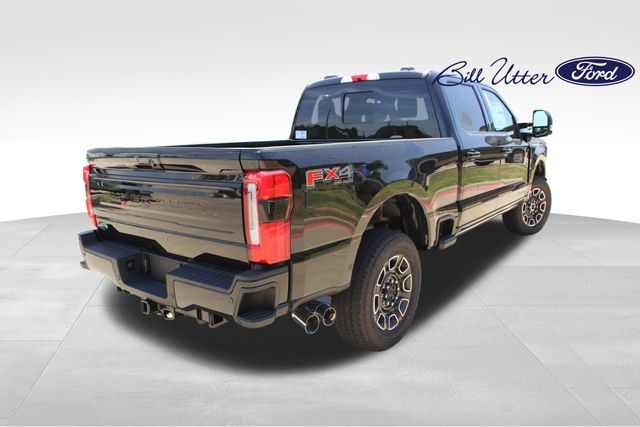 2025 Ford F-250 photo 3