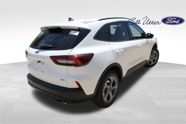 2025 Ford Escape Hybrid ST-Line photo 3