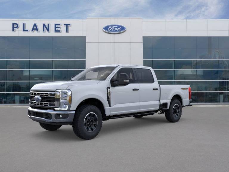 2025 Ford Super Duty F-250 SRW XLT 4WD Crew Cab 6.75' Box