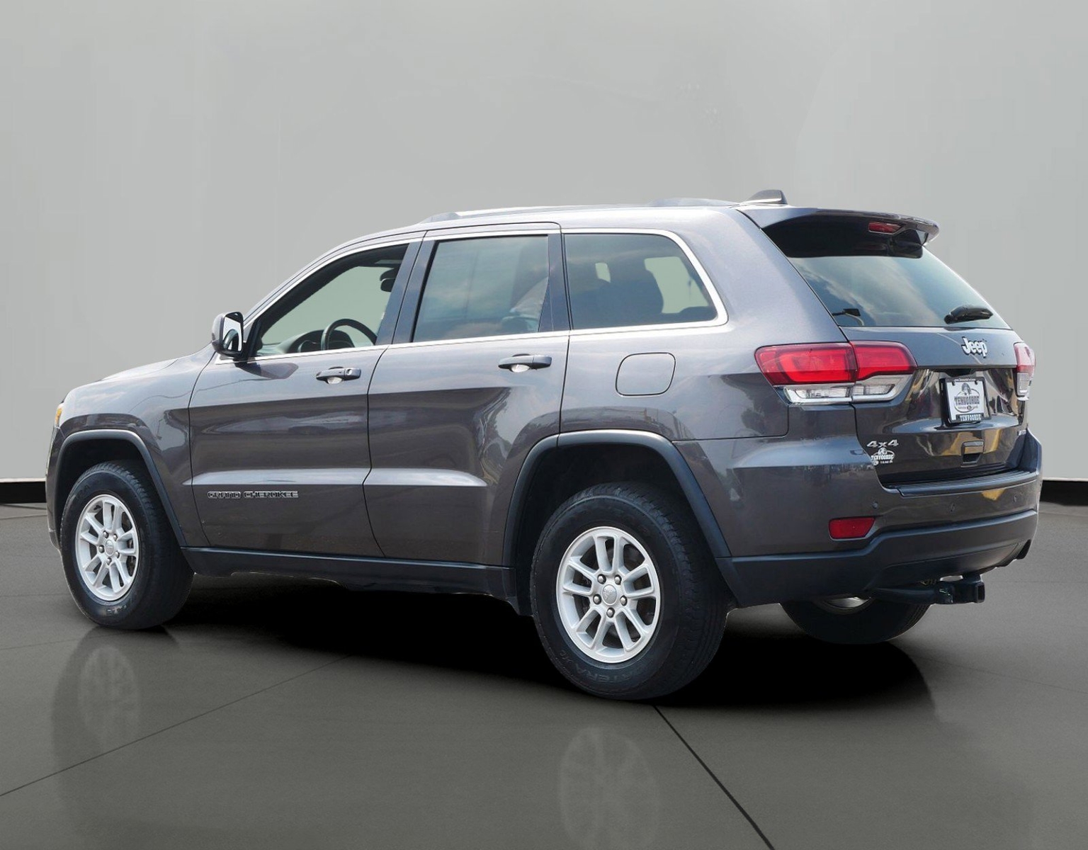 Used 2020 Jeep Grand Cherokee Laredo E with VIN 1C4RJFAG9LC173831 for sale in St. Cloud, Minnesota