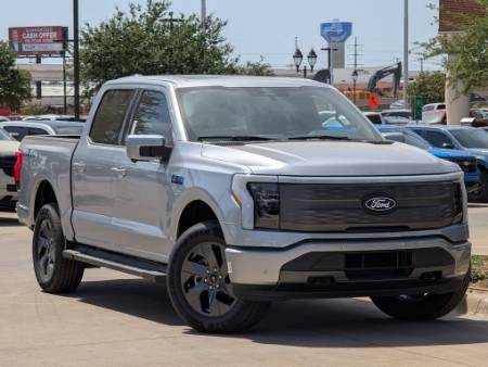 2025 Ford F-150 Lightning LARIAT