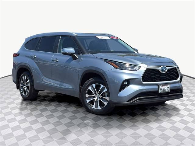 2023 Toyota Highlander Hybrid XLE
