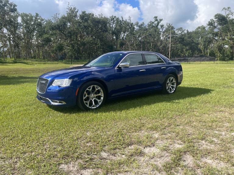 2018 Chrysler 300C Platinum