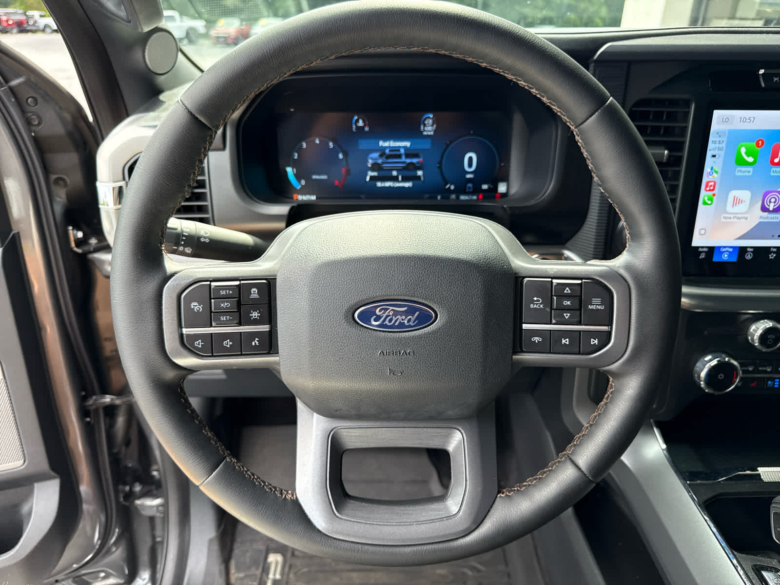 2025 Ford F-150 Lariat photo 8