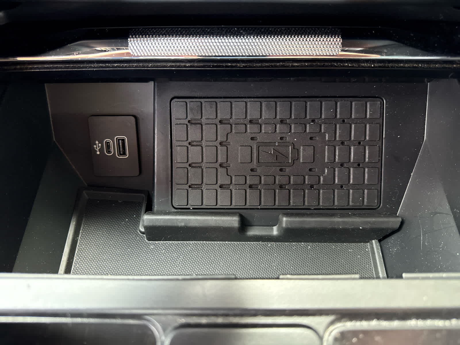 2025 Ford F-150 Lariat photo 18