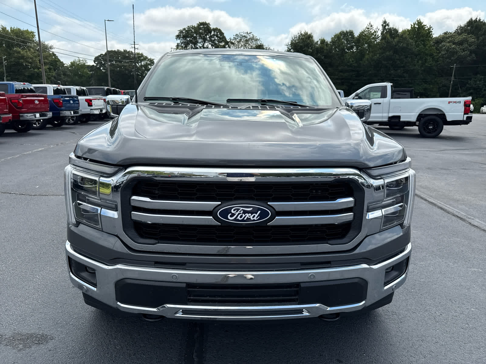2025 Ford F-150 Lariat photo 28