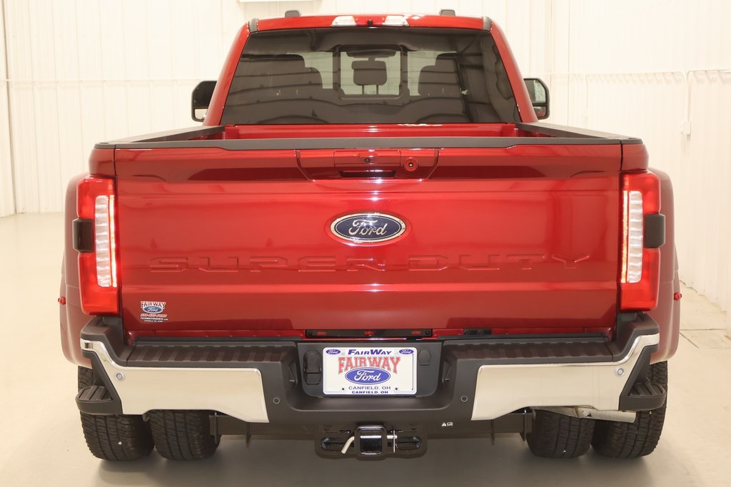 2025 Ford F-350 photo 4