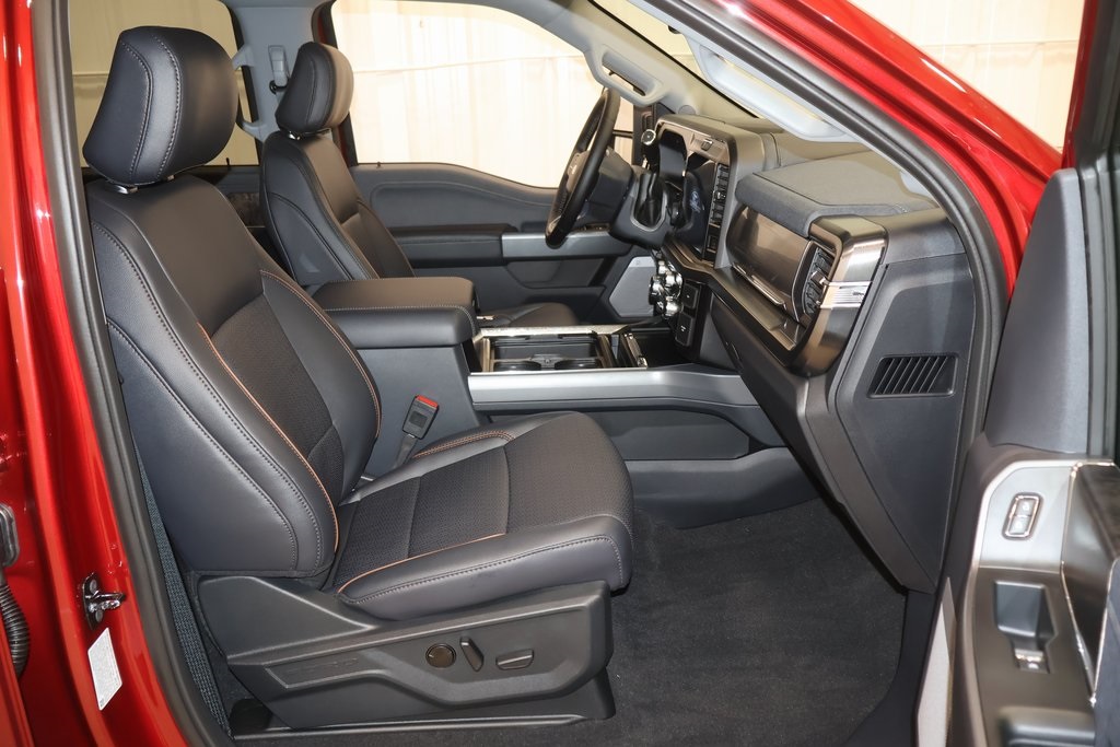 2025 Ford F-350 photo 13
