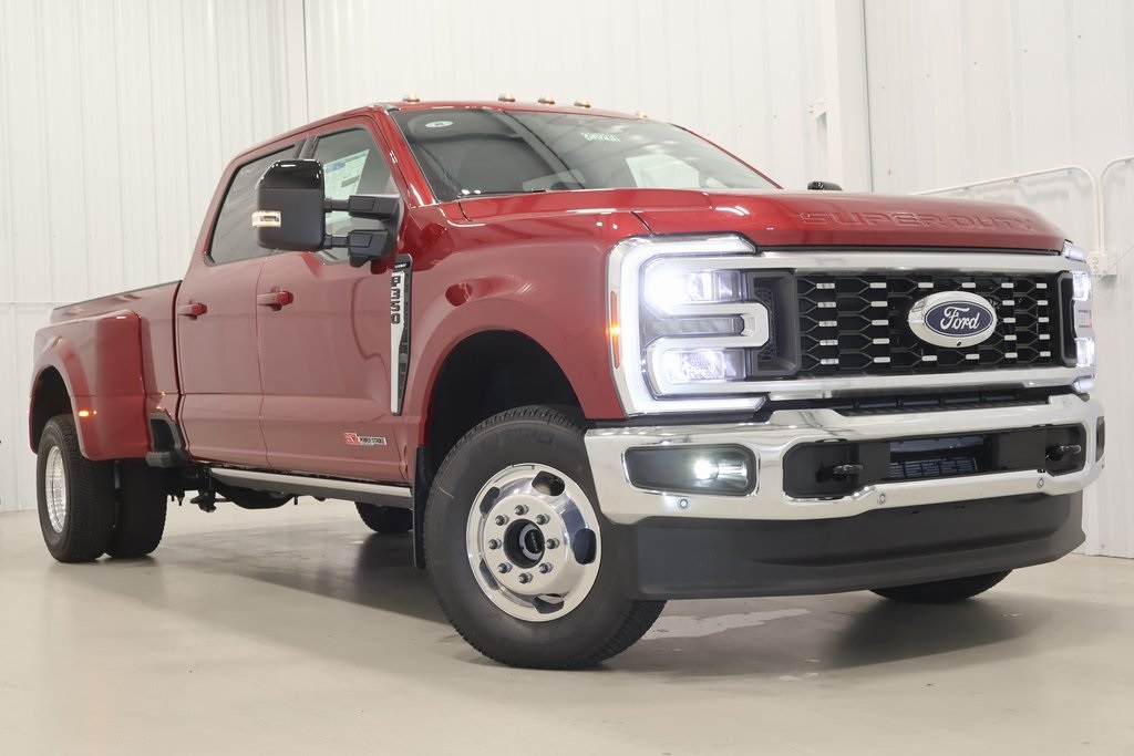 2025 Ford F-350 photo 29