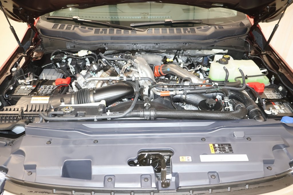 2025 Ford F-350 photo 30