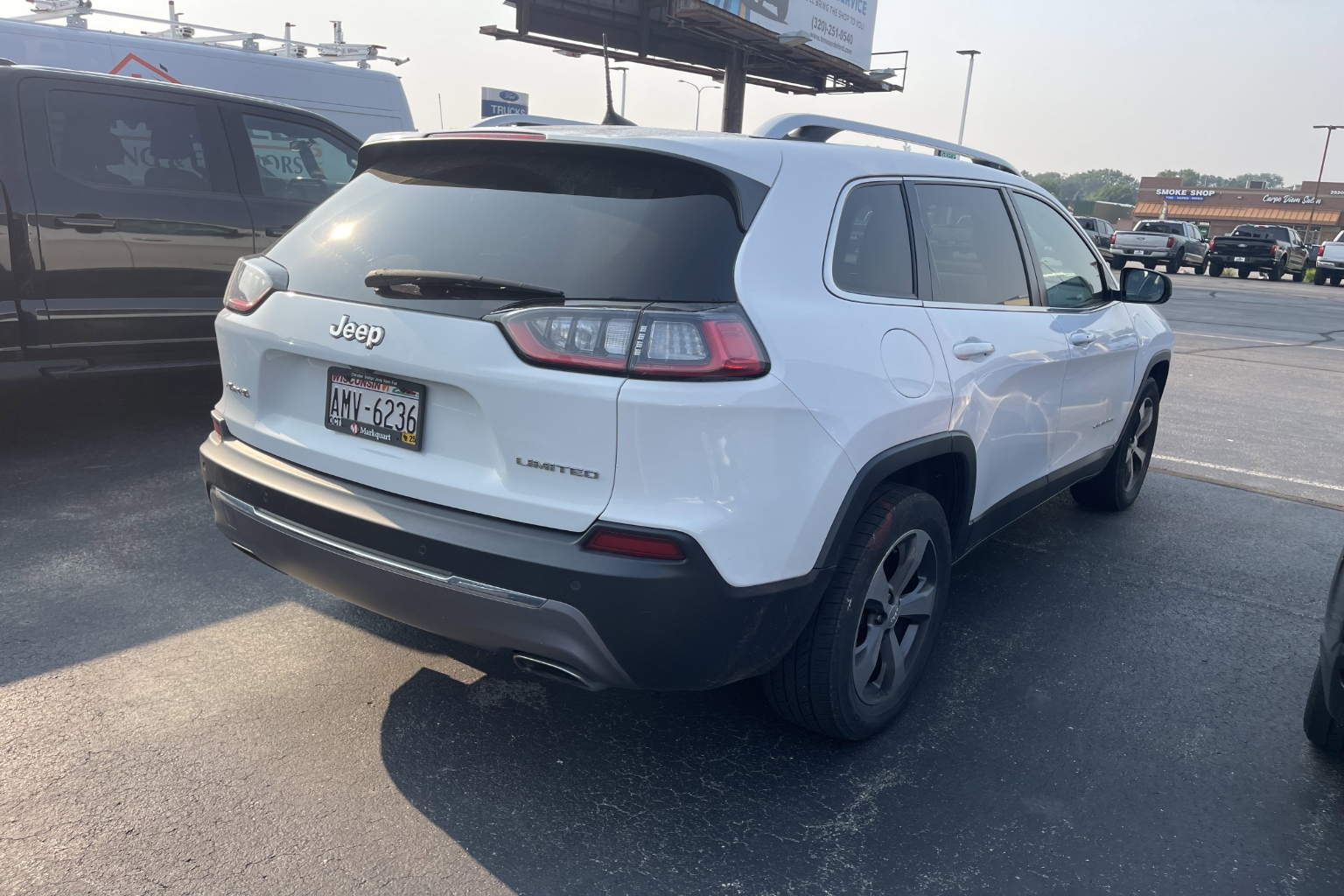 Used 2019 Jeep Cherokee Limited with VIN 1C4PJMDN7KD207571 for sale in St. Cloud, Minnesota