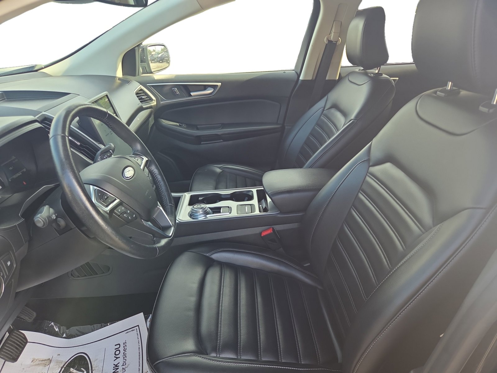 2023 Ford Edge SEL photo 8