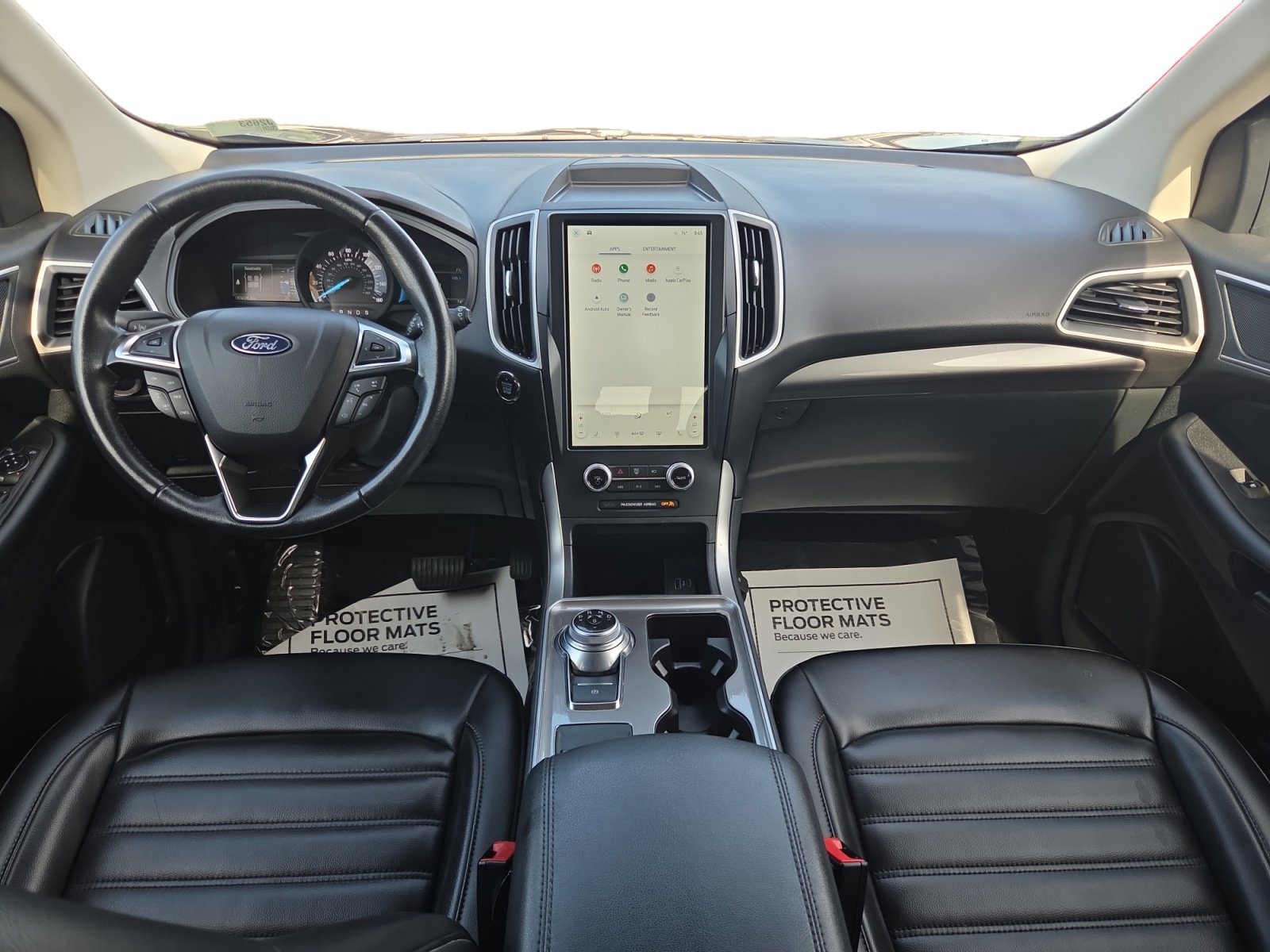 2023 Ford Edge SEL photo 9