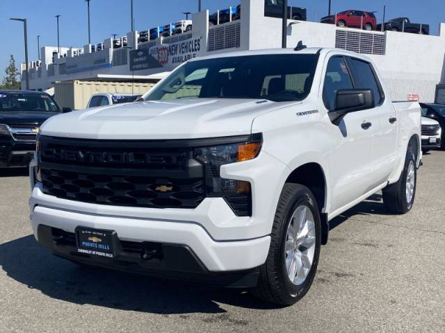 2025 Chevrolet Silverado 1500 Custom