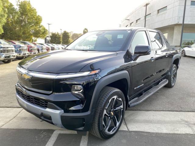2025 Chevrolet Silverado EV LT