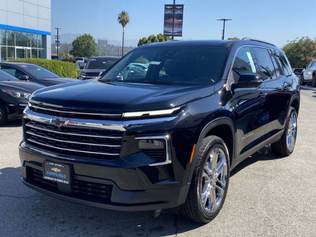 2025 Chevrolet Traverse FWD LT