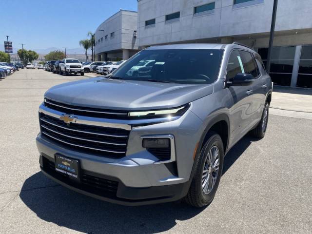 2025 Chevrolet Traverse FWD LT