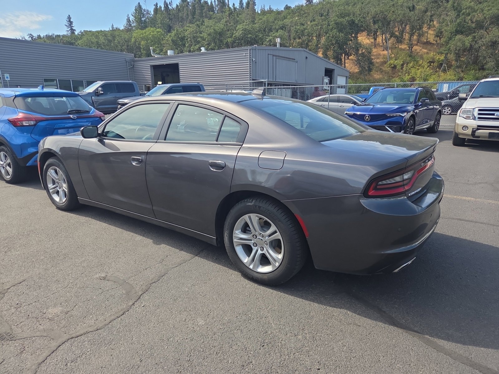 2023 Dodge Charger SXT photo 7