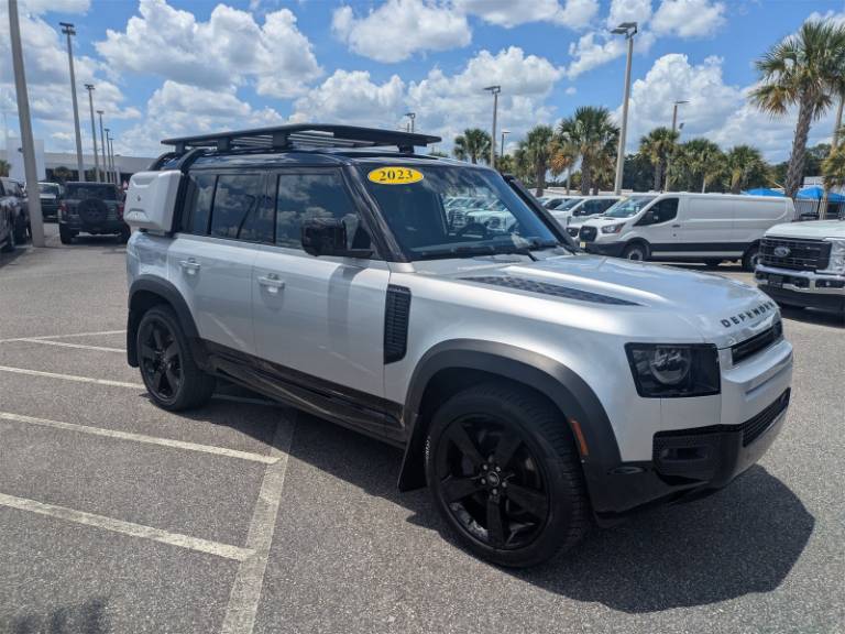 2023 Land Rover Defender 110 X-Dynamic SE