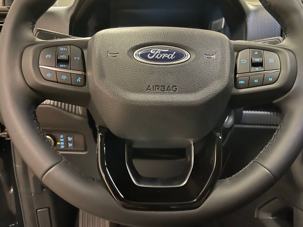2025 Ford Ranger XLT photo 9