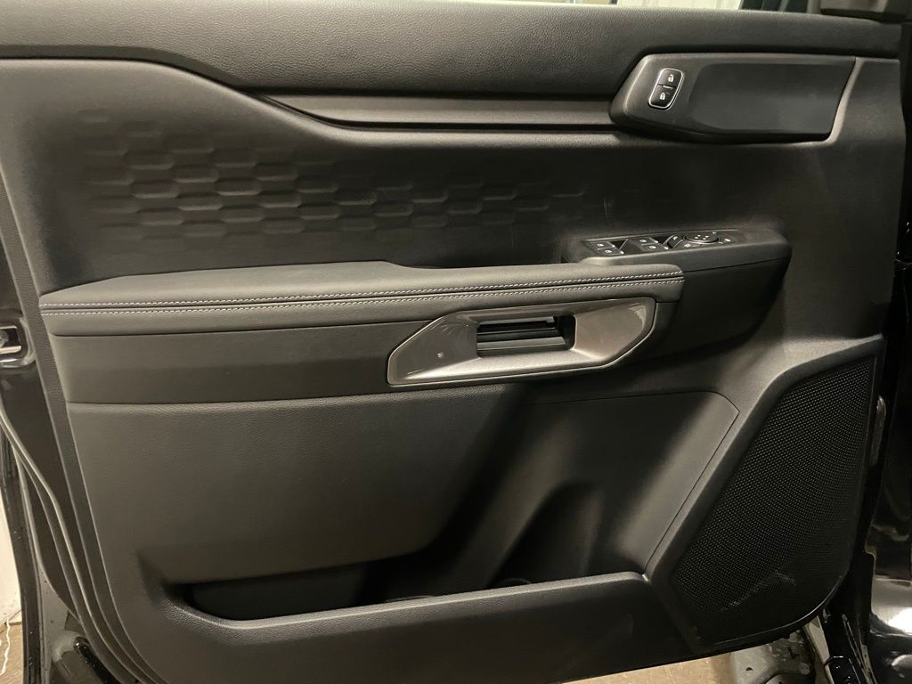 2025 Ford Ranger XLT photo 15