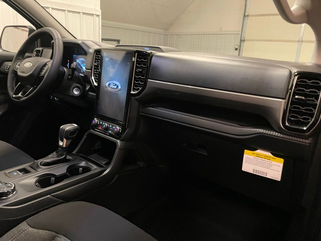 2025 Ford Ranger XLT photo 23