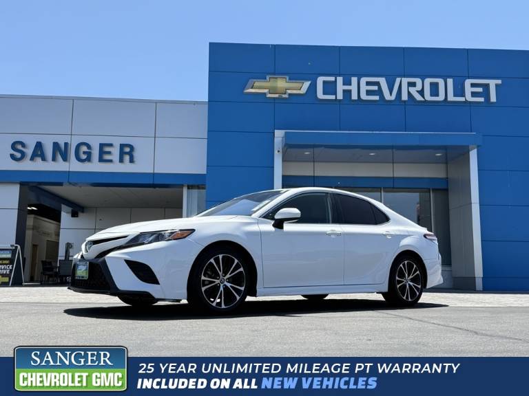 2020 Toyota Camry SE