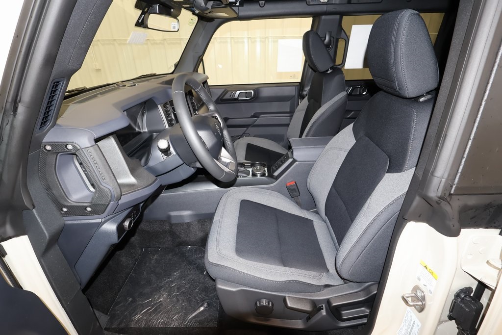 2025 Ford Bronco Big Bend photo 7