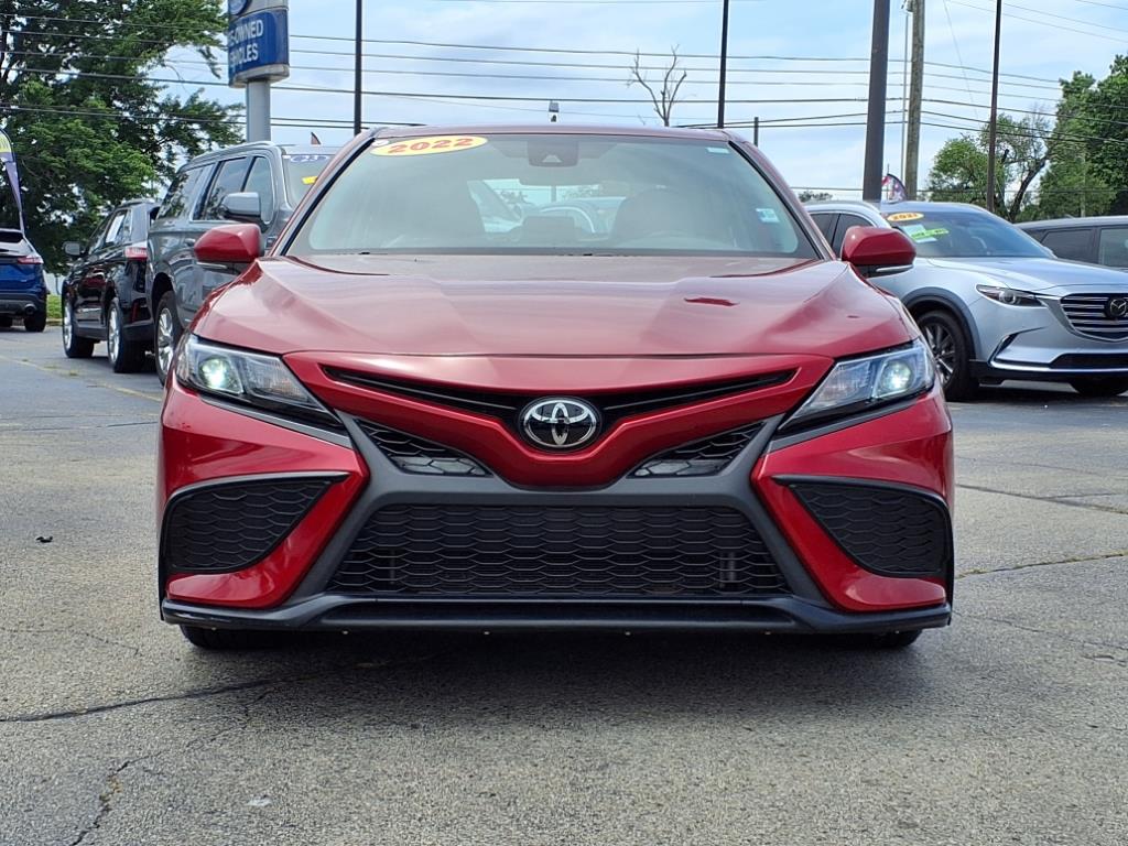 2022 Toyota Camry SE photo 7