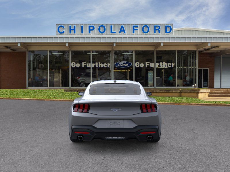 2025 Ford Mustang EcoBoost photo 3