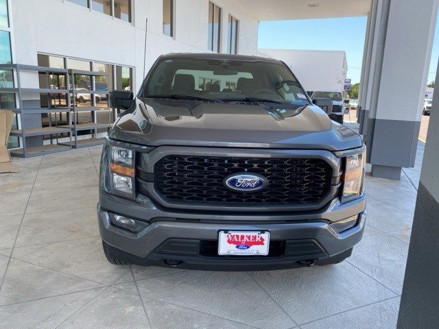 2023 Ford F-150 XL photo 3
