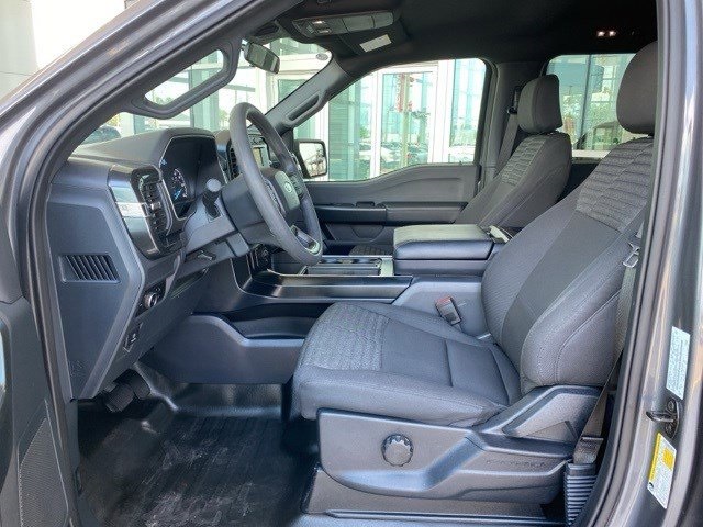 2023 Ford F-150 XL photo 10