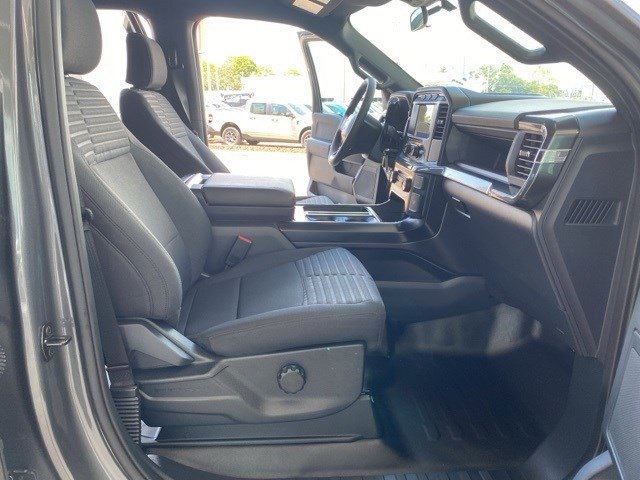 2023 Ford F-150 XL photo 12