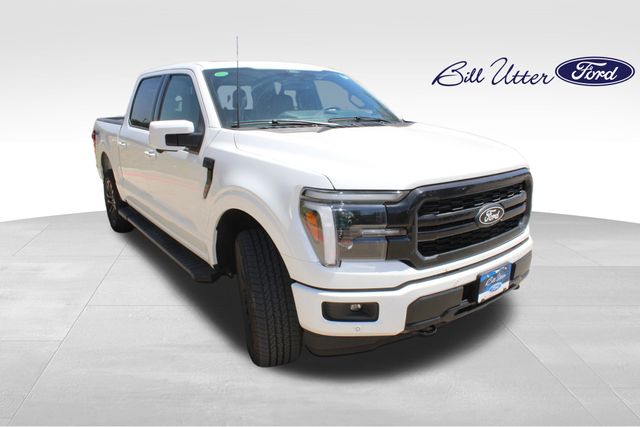 2025 Ford F-150 Lariat photo 2