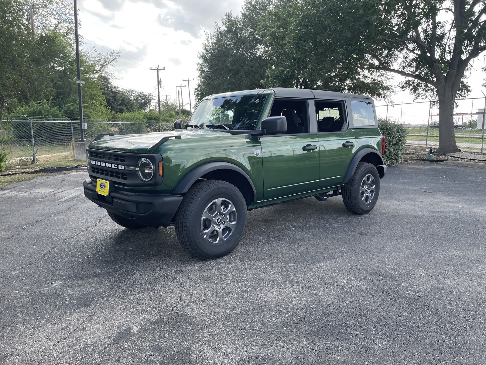 2025 Ford Bronco 4-Door Big Bend's photo