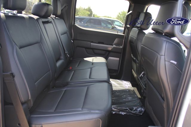 2025 Ford F-150 Lariat photo 9