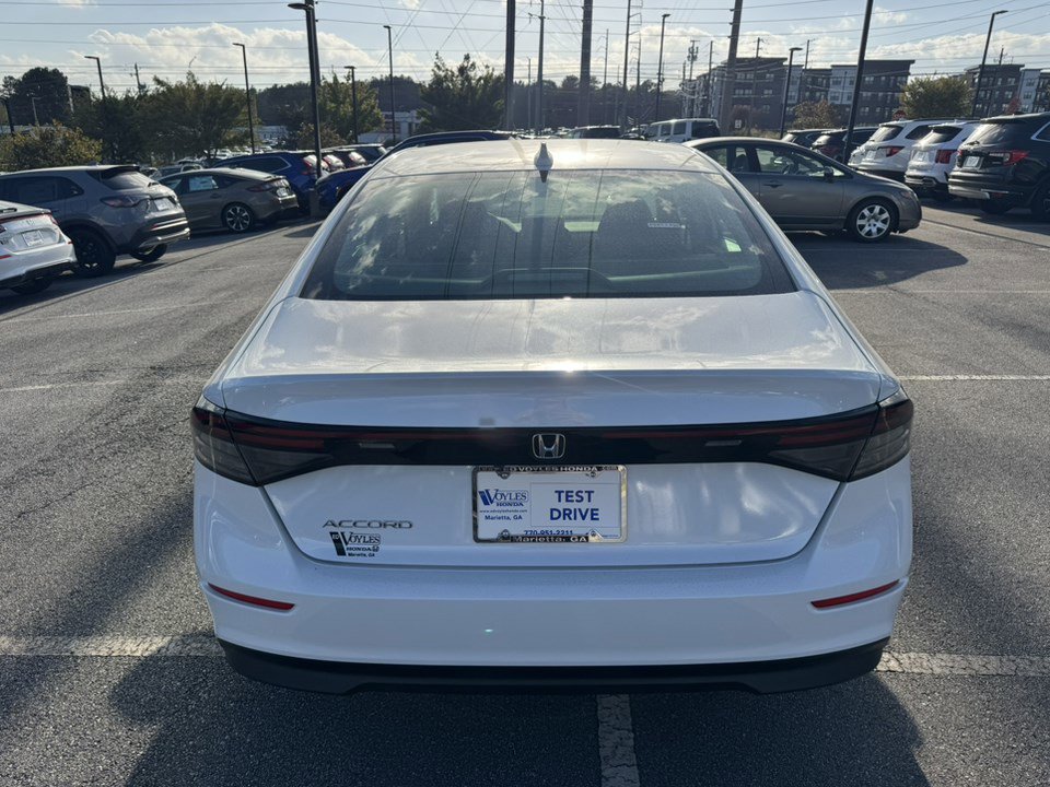 2025 Honda Accord LX photo 6