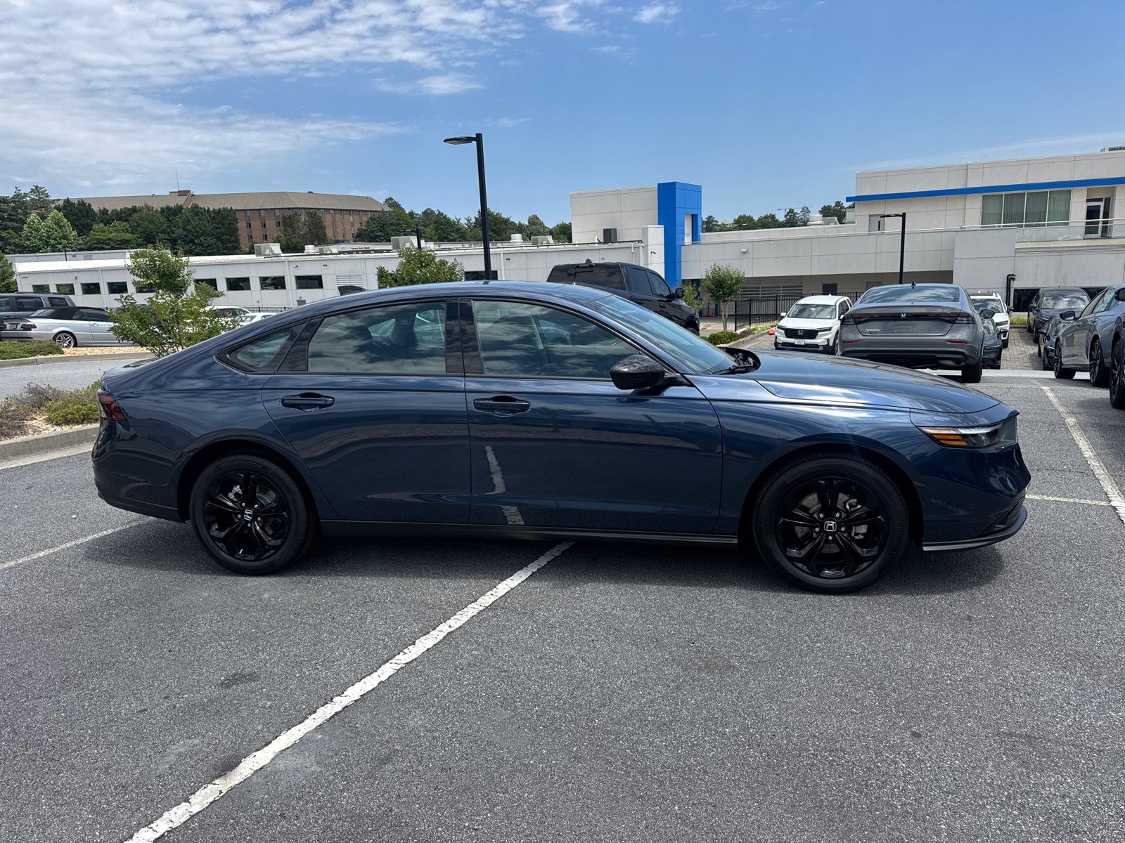 2025 Honda Accord SE photo 8