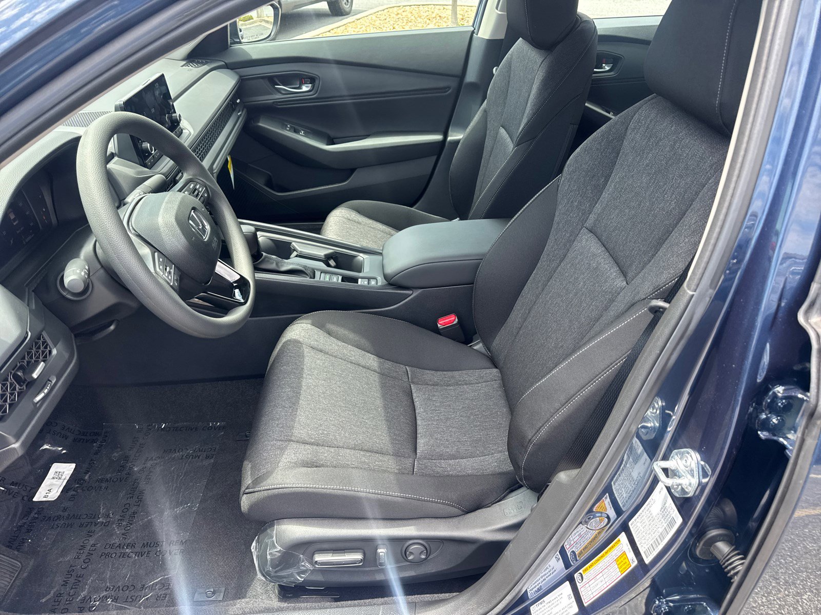 2025 Honda Accord SE photo 9