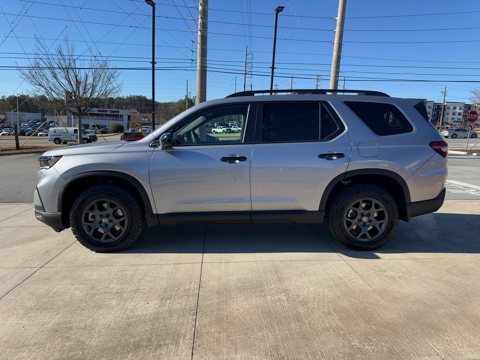 2025 Honda Pilot TrailSport photo 4
