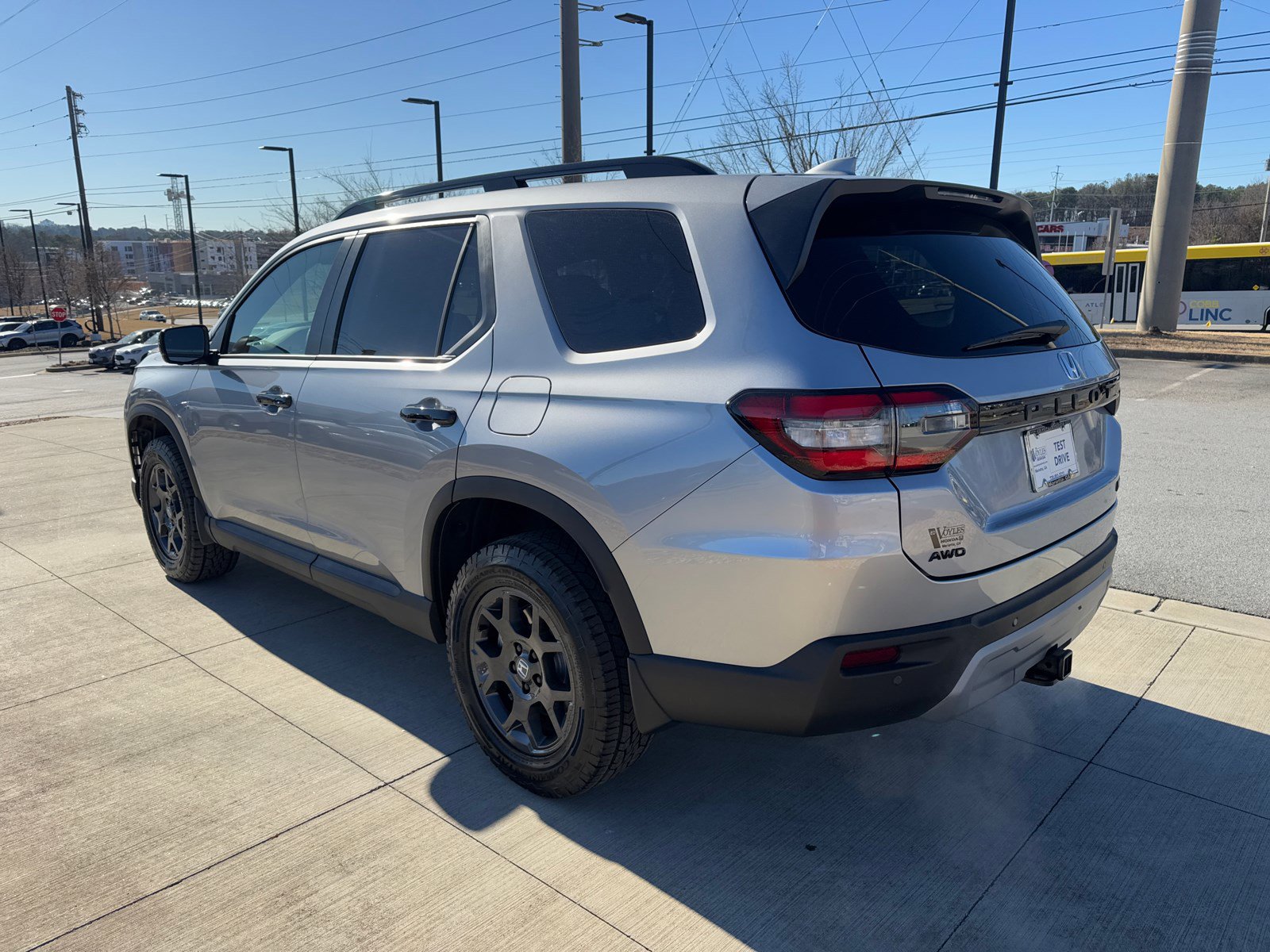 2025 Honda Pilot TrailSport photo 5