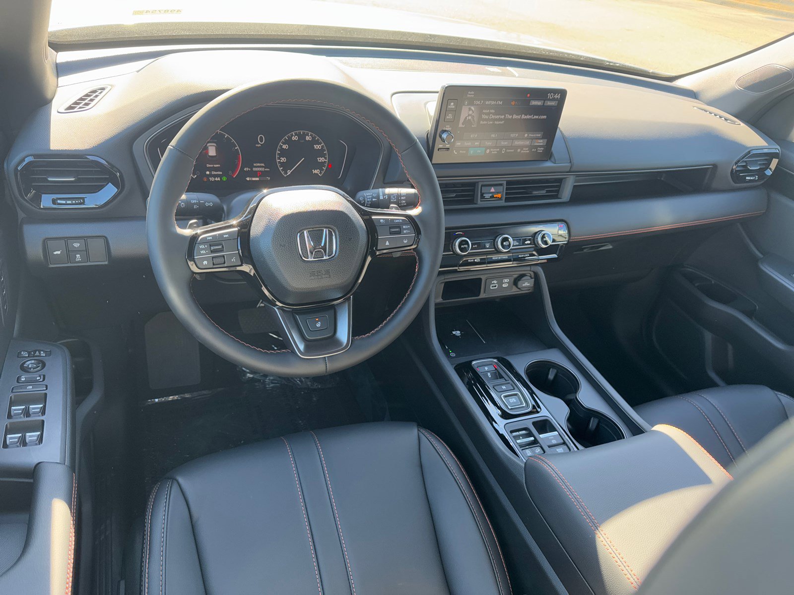 2025 Honda Pilot TrailSport photo 14