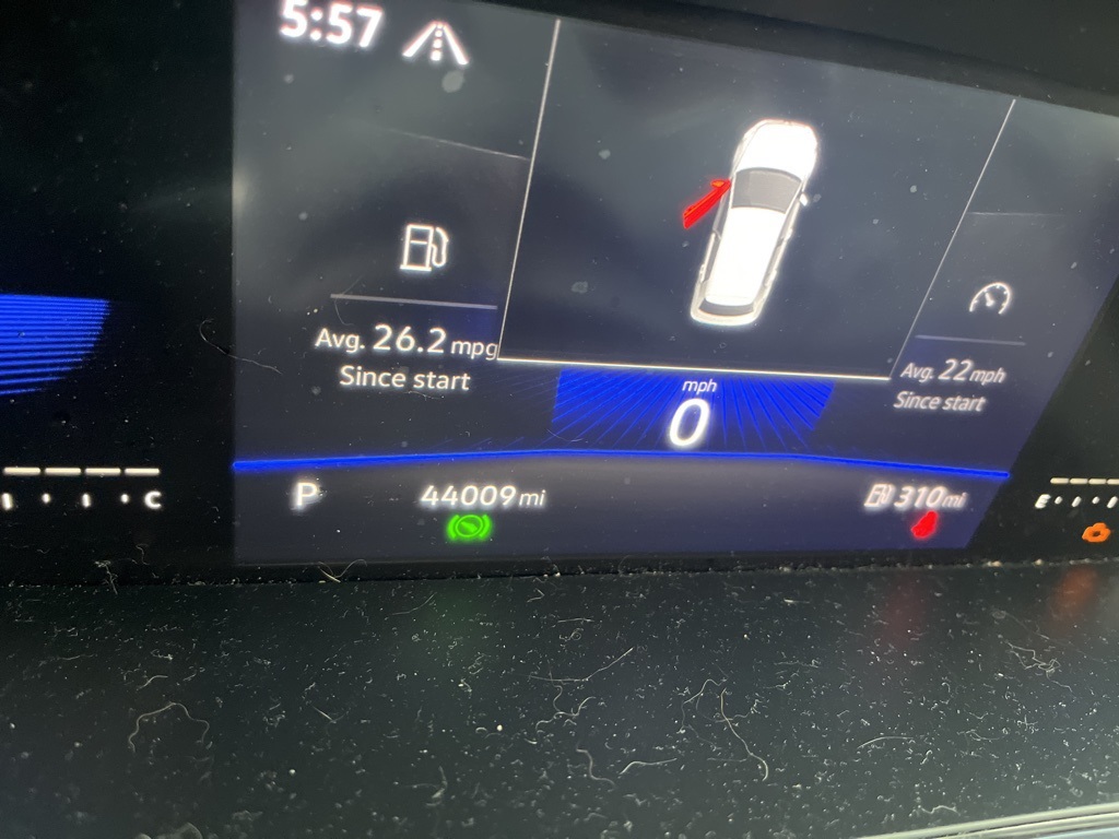 2022 Volkswagen Taos SE photo 3