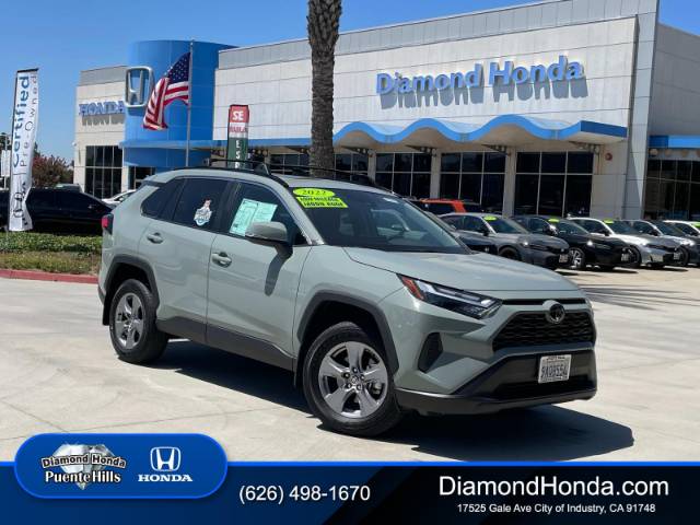2022 Toyota RAV4 XLE