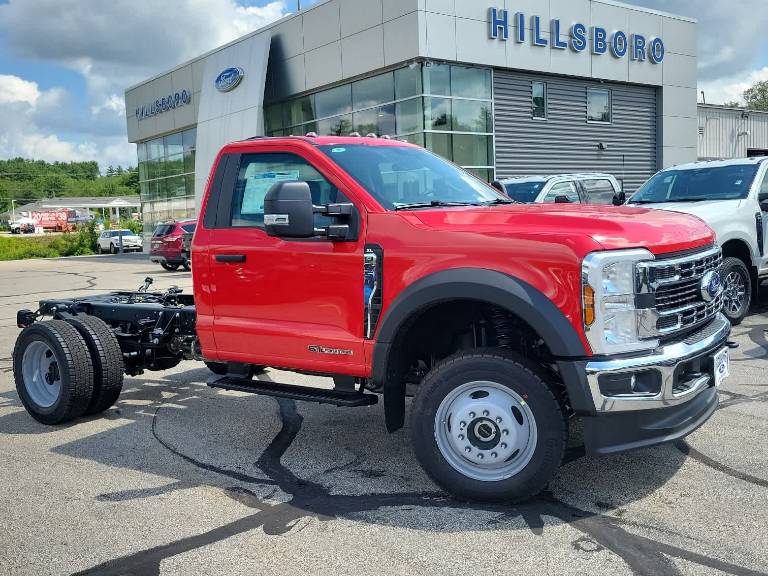 2025 Ford Super Duty F-550 DRW XL