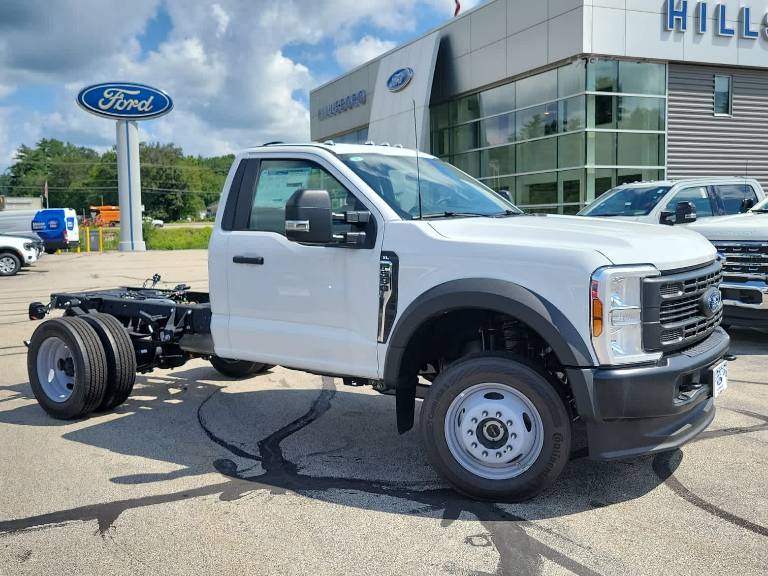 2025 Ford Super Duty F-550 DRW XL