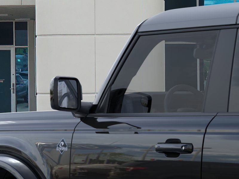 2025 Ford Bronco Outer Banks photo 4