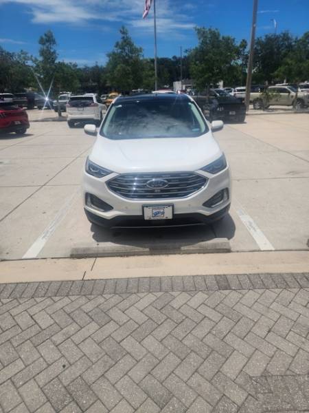 2020 Ford Edge Titanium
